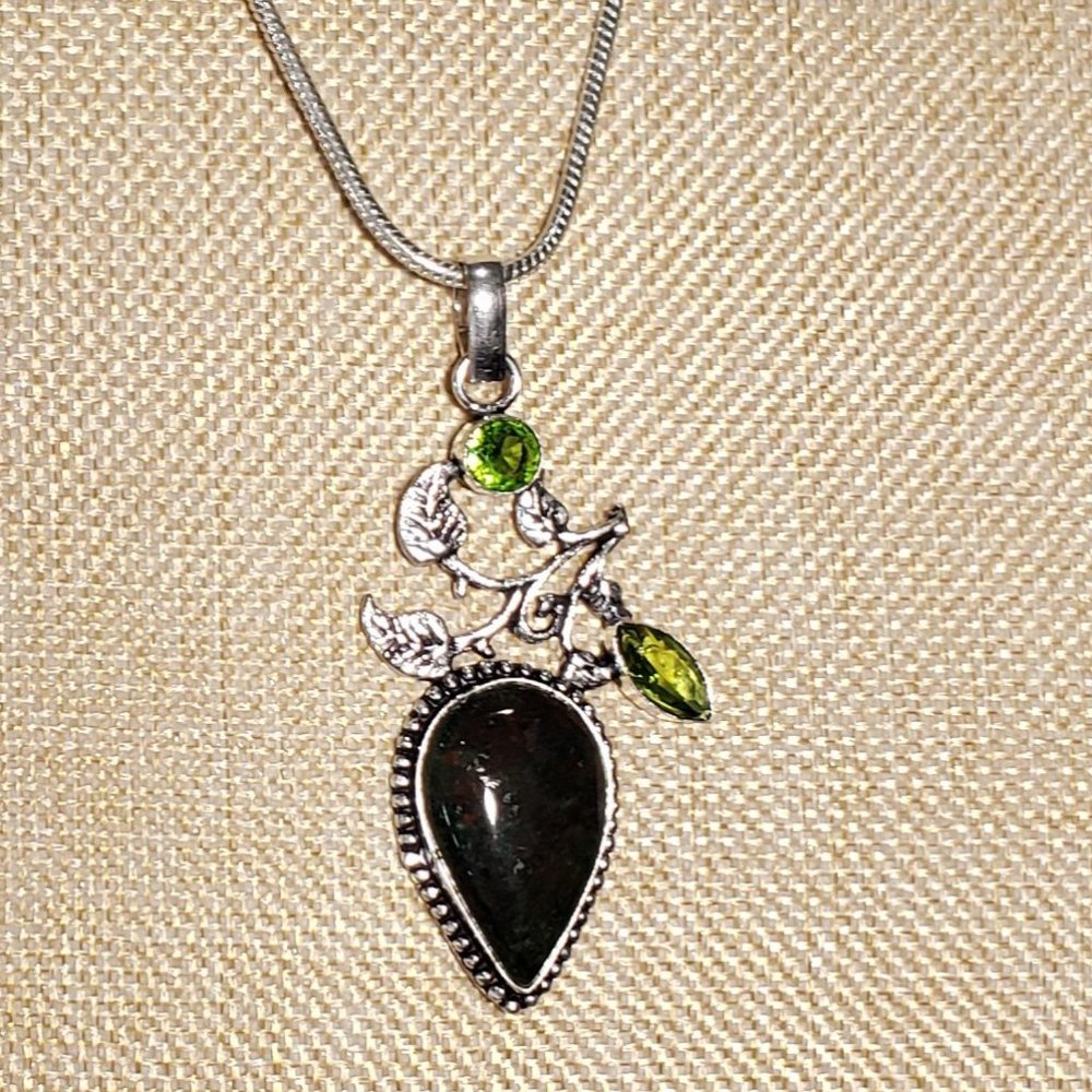 Bloodstone necklace, 925 silver bloodstone peridot pendant leaf design necklace